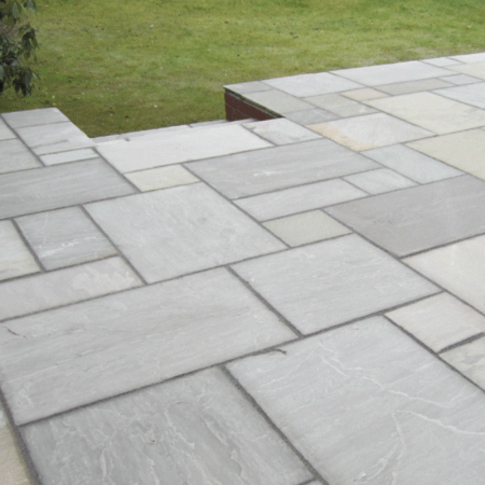 grey-sandstone-paving-600x450